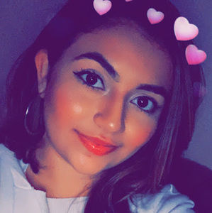 Meet your Posher, Yosselin